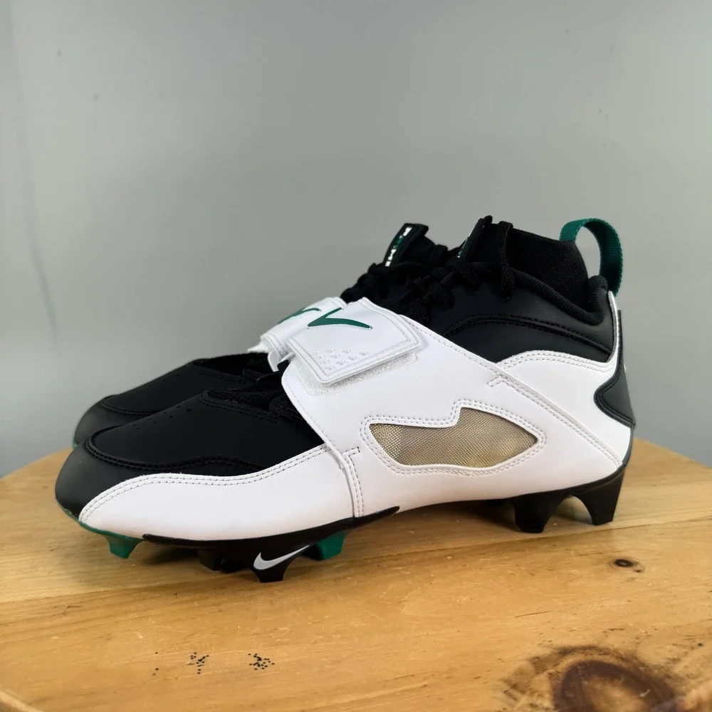 Nike Diamond Turf Vapor Edge TD Mens Size 10.5 Football Cleats Emerald NEW